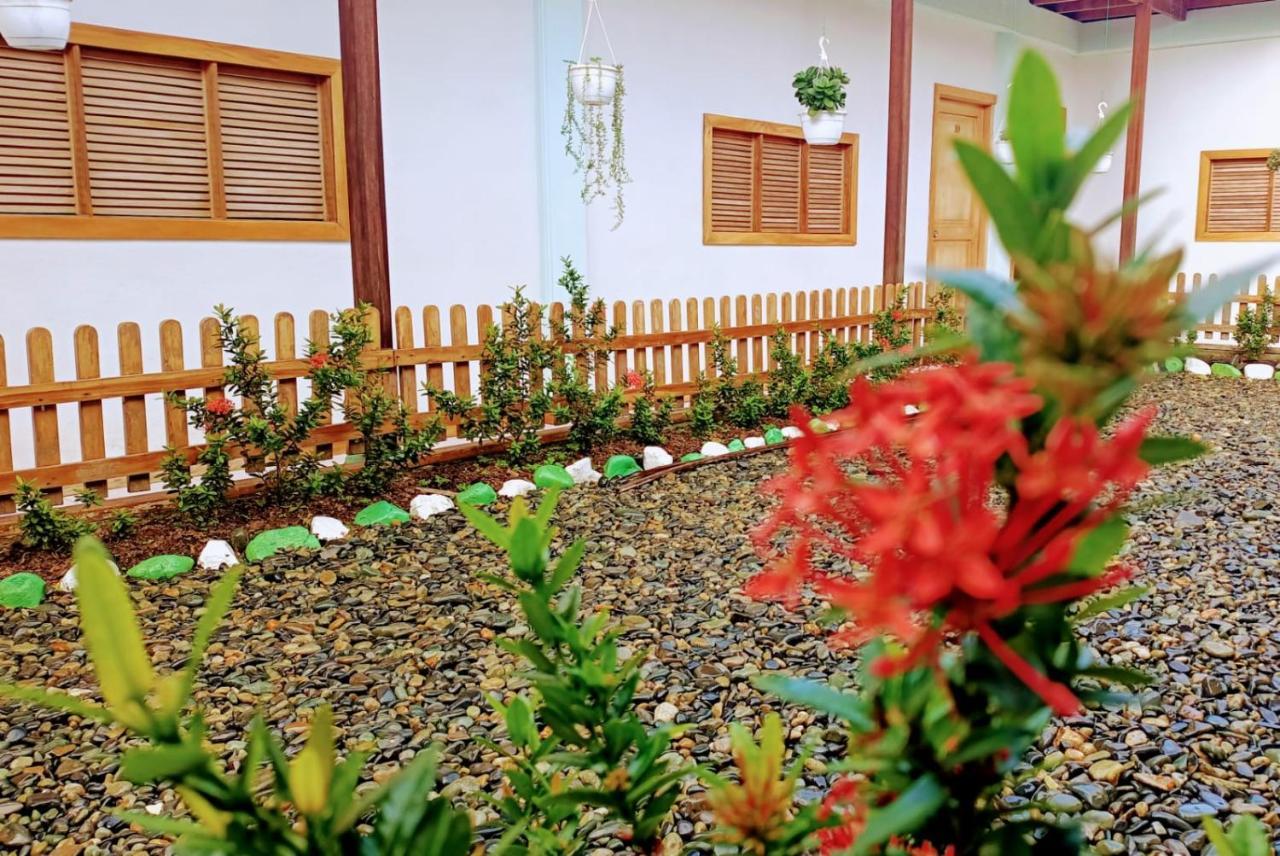 Hostal Zurymar Capurganá Buitenkant foto